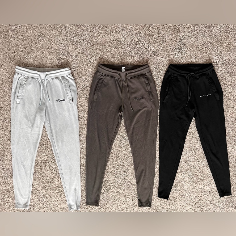 Alphalete joggers bundle